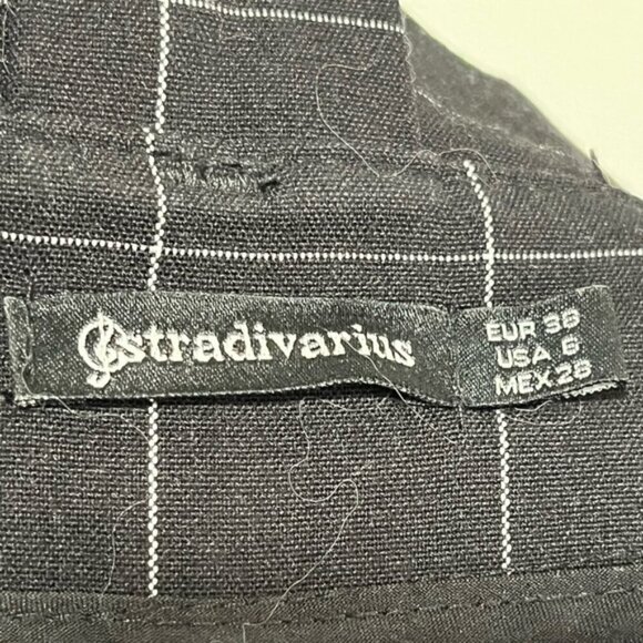 Stradivarius Black Windowpane Plaid Slim Ankle Trousers | Size 6 - Picture 3 of 9